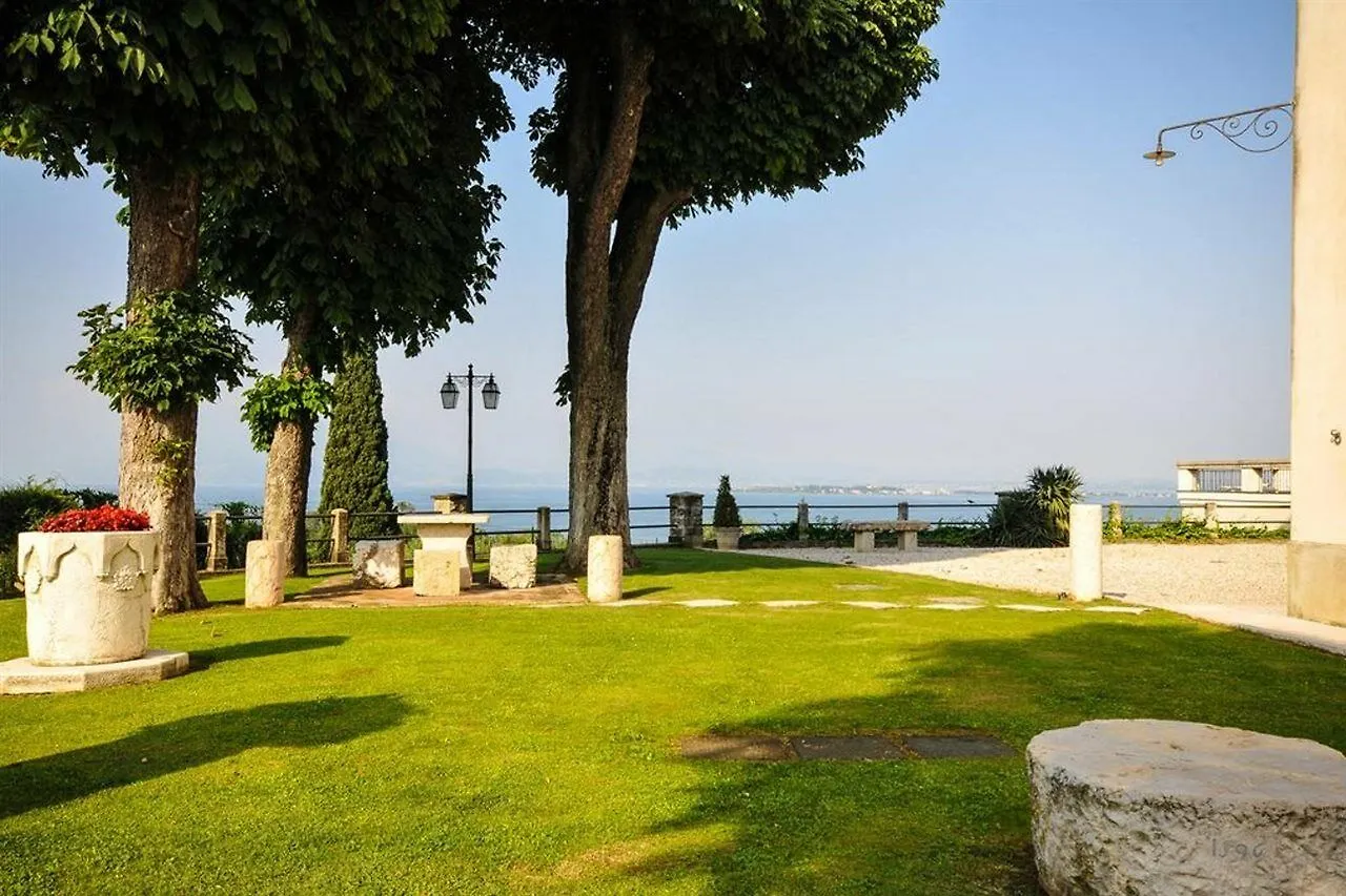 דירה דסנזאנו דל גארדה Residence Castello Belvedere