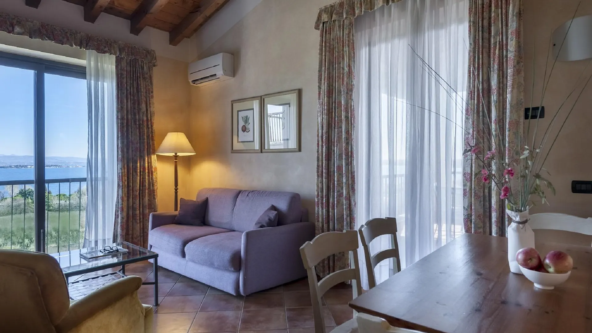 Residence Castello Belvedere Ντεζεντσάνο ντελ Γκάρντα Διαμέρισμα